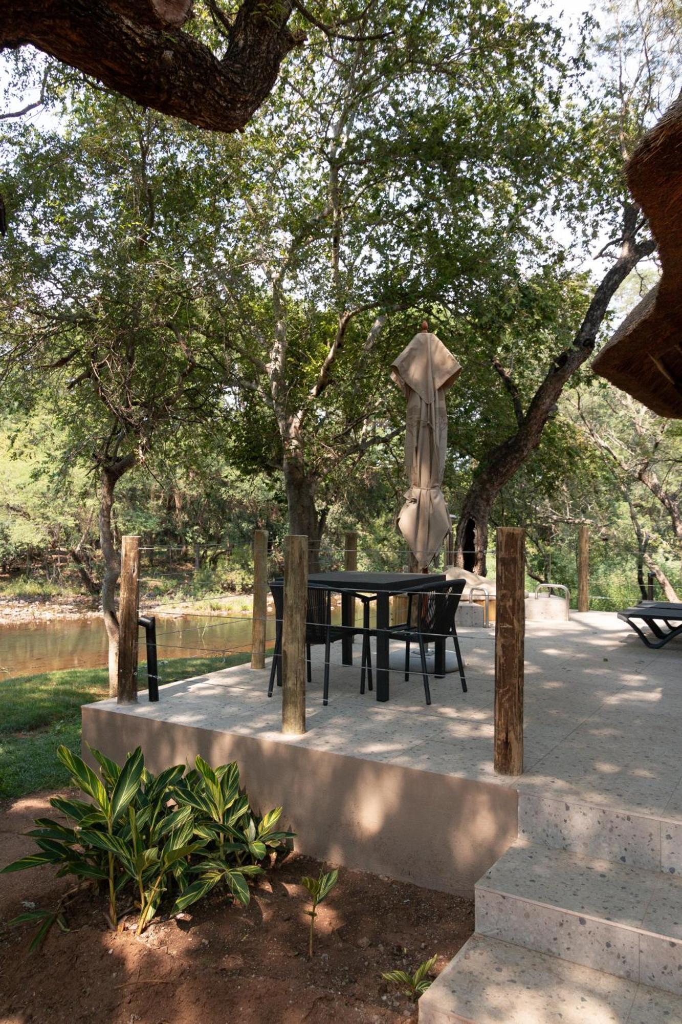 Rust de Winter Mologa River Lodge מראה חיצוני תמונה