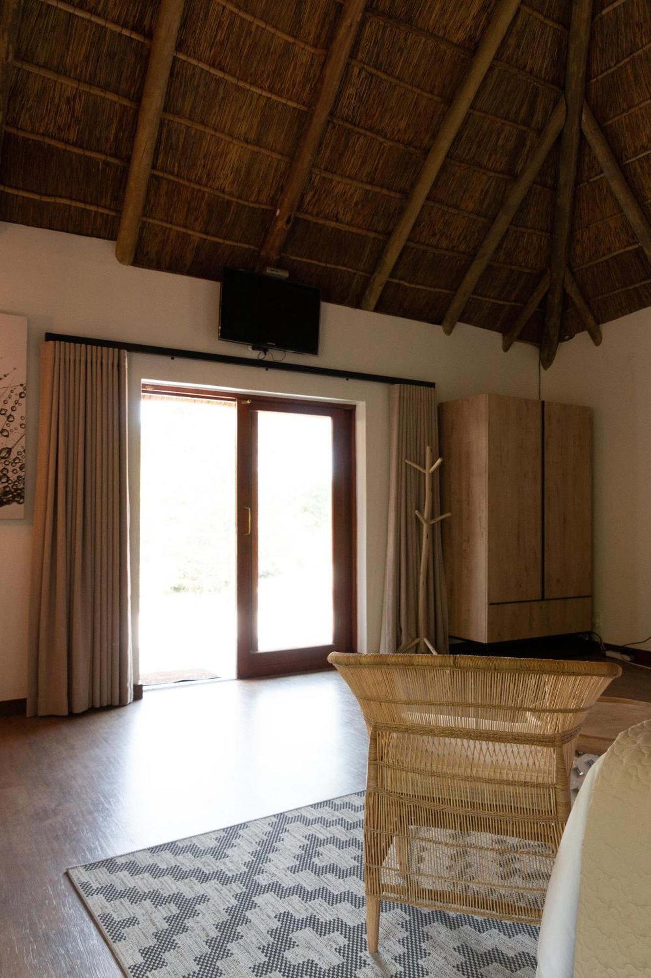 Rust de Winter Mologa River Lodge מראה חיצוני תמונה