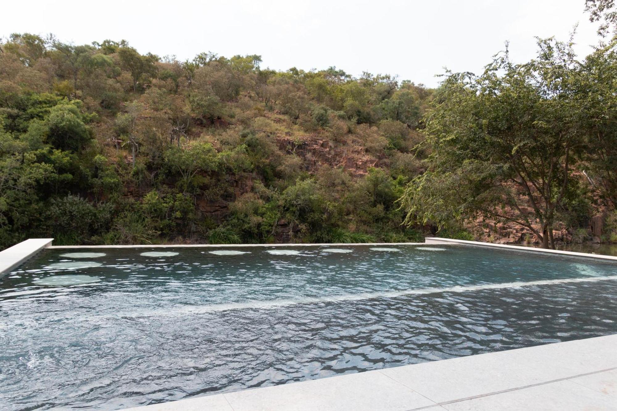 Rust de Winter Mologa River Lodge מראה חיצוני תמונה
