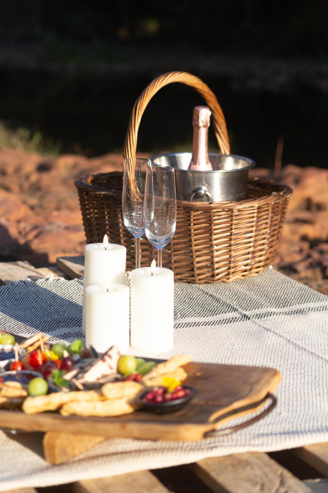 Rust de Winter Mologa River Lodge מראה חיצוני תמונה