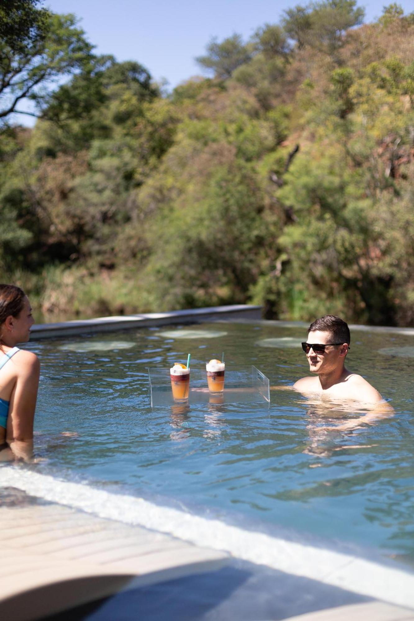 Rust de Winter Mologa River Lodge מראה חיצוני תמונה
